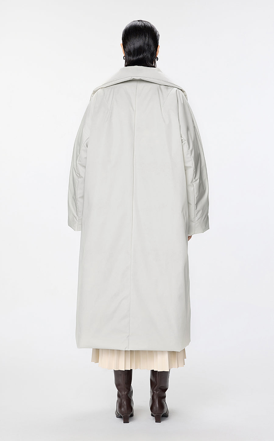 Coat / JNBY Relaxed Satin Long Down Coat