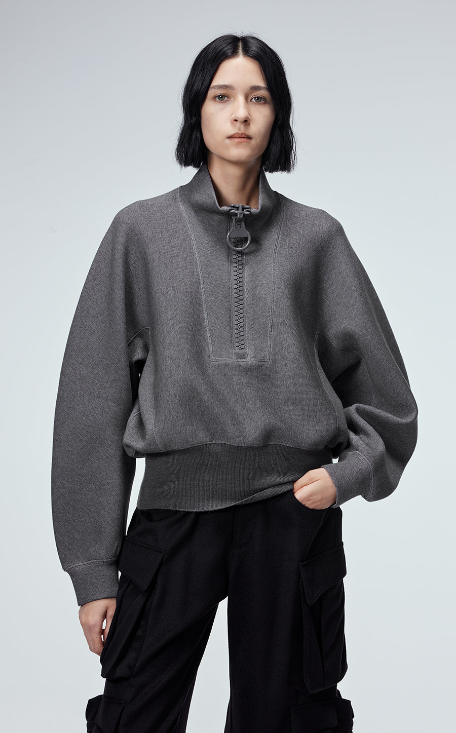 Sweatshirt / JNBY Cropped Sweatshirt