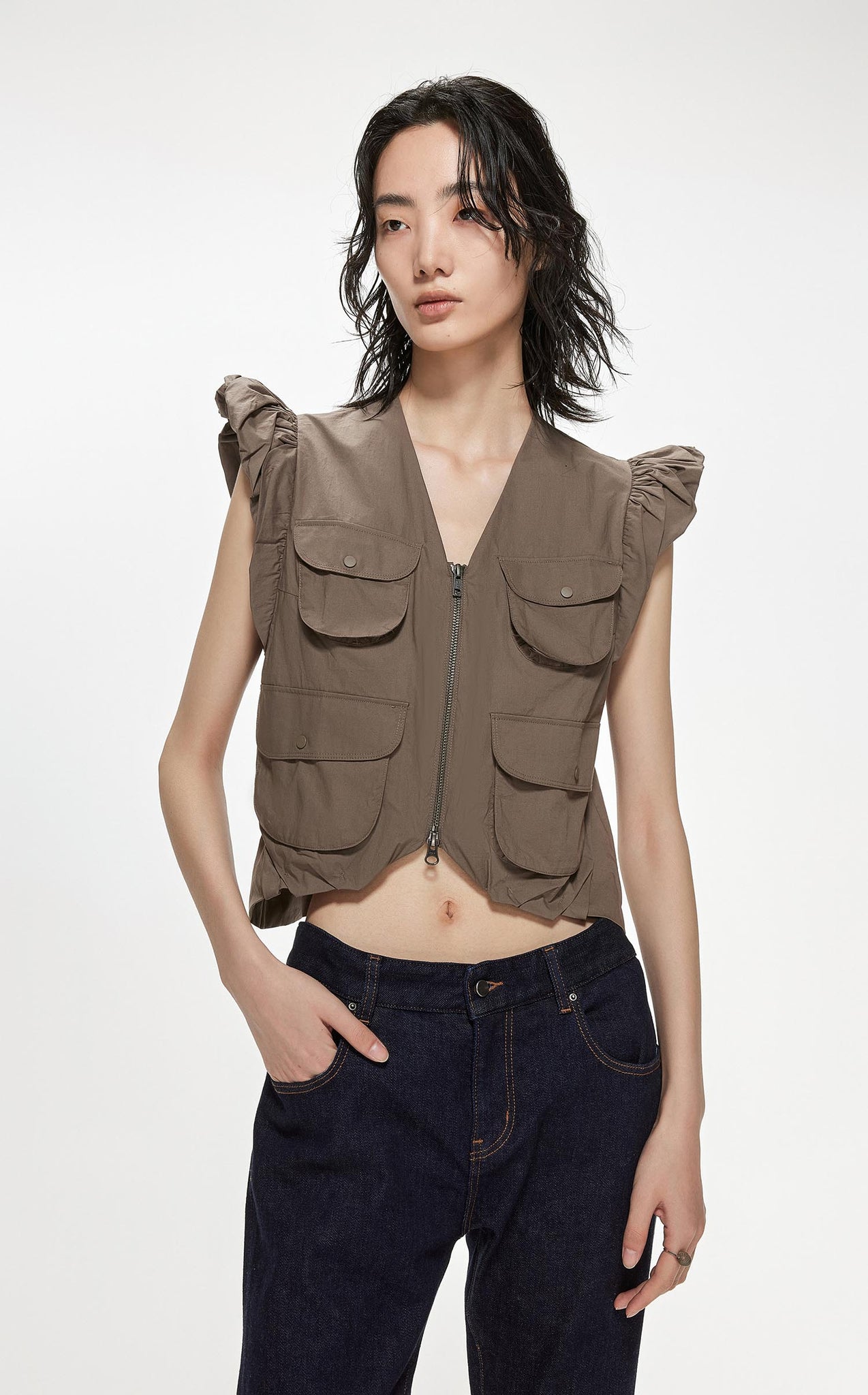 Vest / JNBY Zip-Up Ruffled Shoulder Sleeveless Short Vest (100% Cotton)