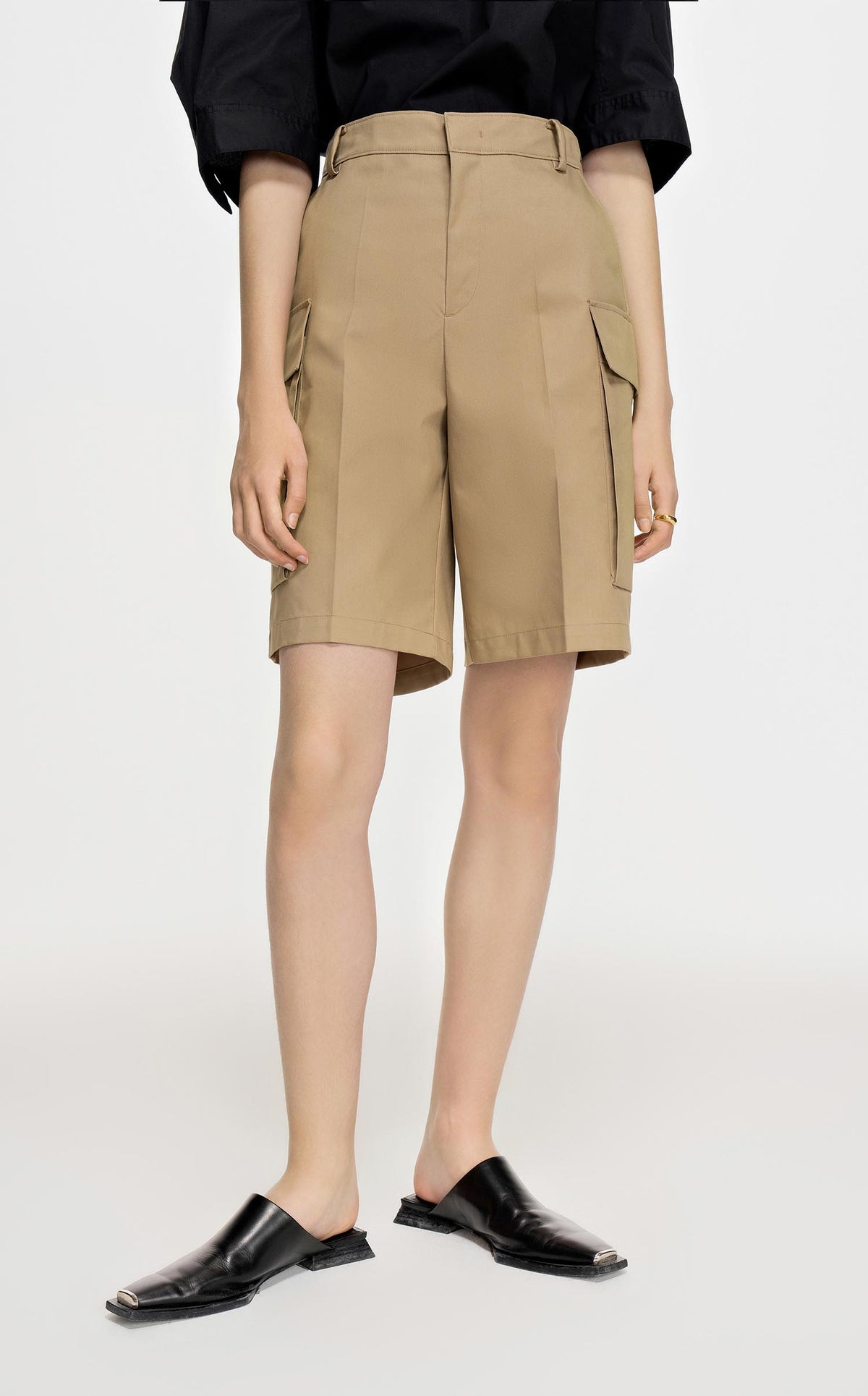 Shorts / JNBY Solid Straight Shorts (100% Cotton)