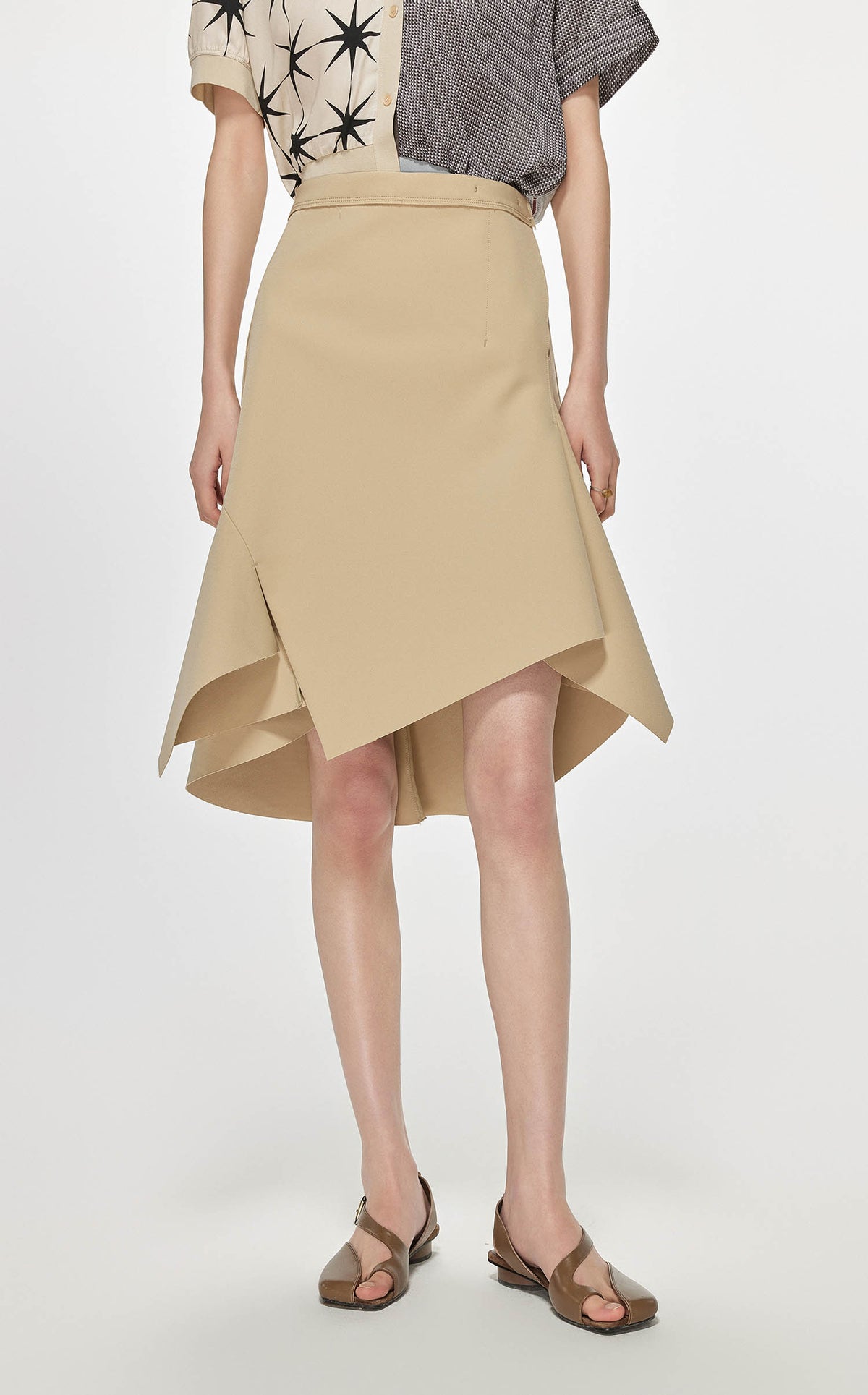 Skirt / JNBY Asymmetric Hem Short Skirt