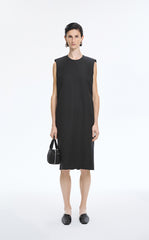 Dress / JNBY Round-Veck Sleeveless Shift Dress
