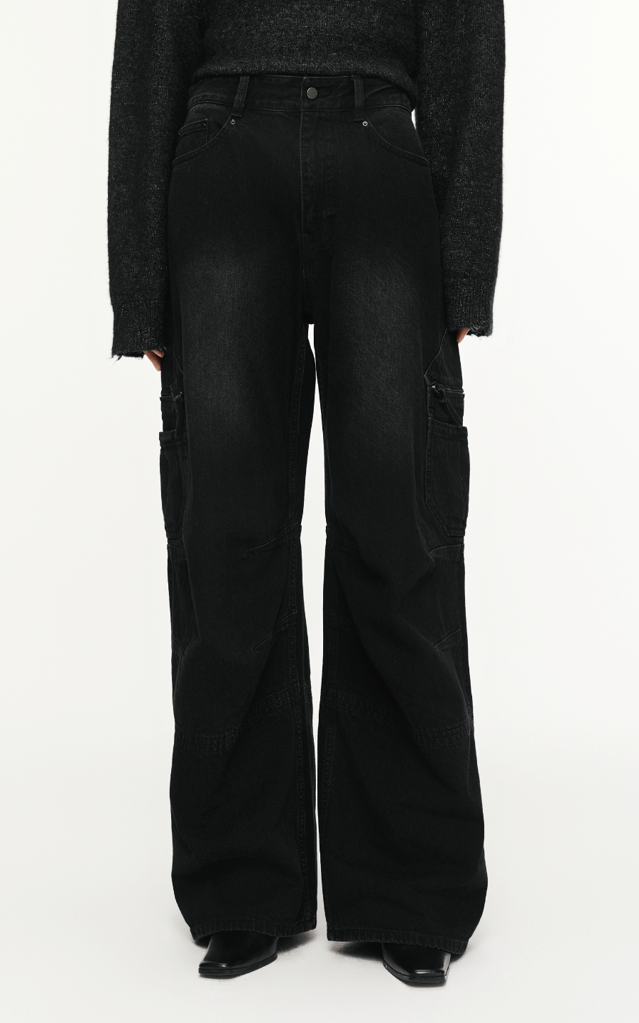 Pants / JNBY Relaxed Extra Long Cargo Jeans