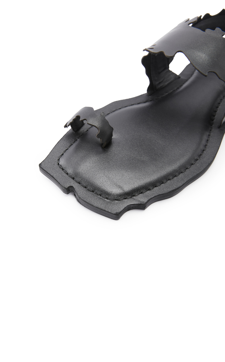 Shoes / JNBY Split-Toe Leather Sandals