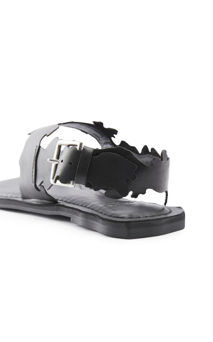Shoes / JNBY Split-Toe Leather Sandals