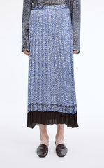 Skirt / JNBY Pleated A-Line Long Skirt with Wave Hem