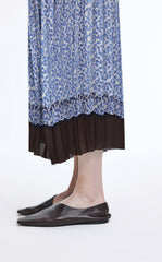 Skirt / JNBY Pleated A-Line Long Skirt with Wave Hem