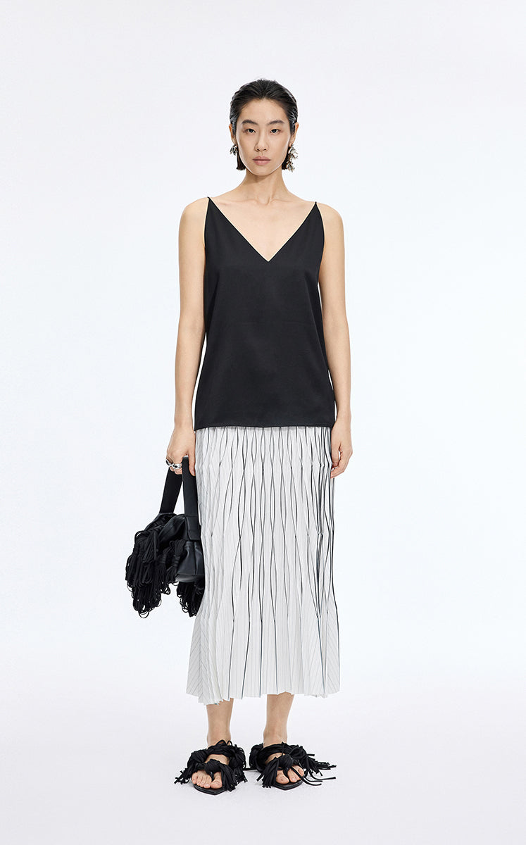 Skirt / JNBY Sculpted Diamond Pleated Maxi Skirt