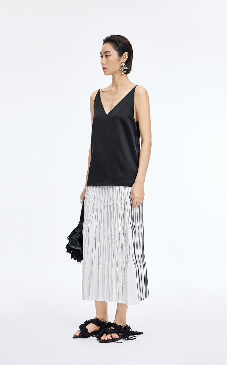 Skirt / JNBY Sculpted Diamond Pleated Maxi Skirt