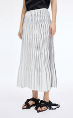 Skirt / JNBY Sculpted Diamond Pleated Maxi Skirt