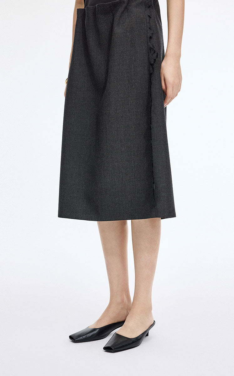 Skirt / JNBY Wool 3D Cutwork Embroidery Mid-Length Skirt