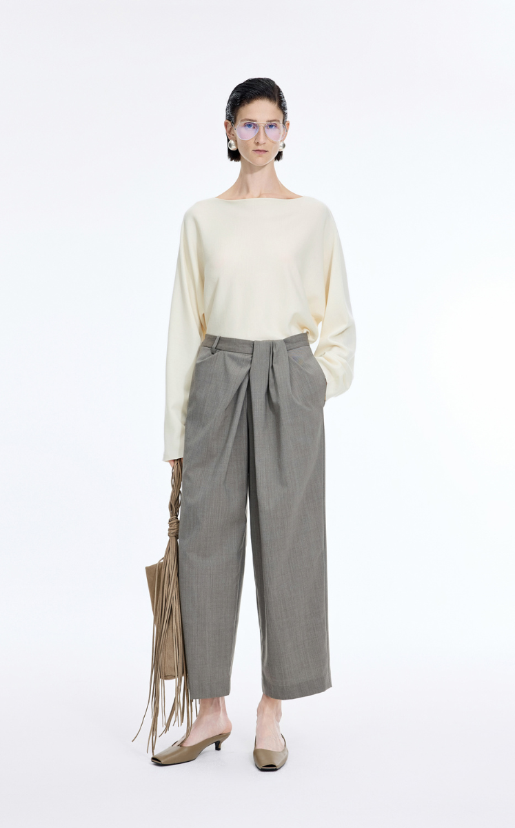 Sweater / JNBY Wool Blend Loose Pullover with Back Detail