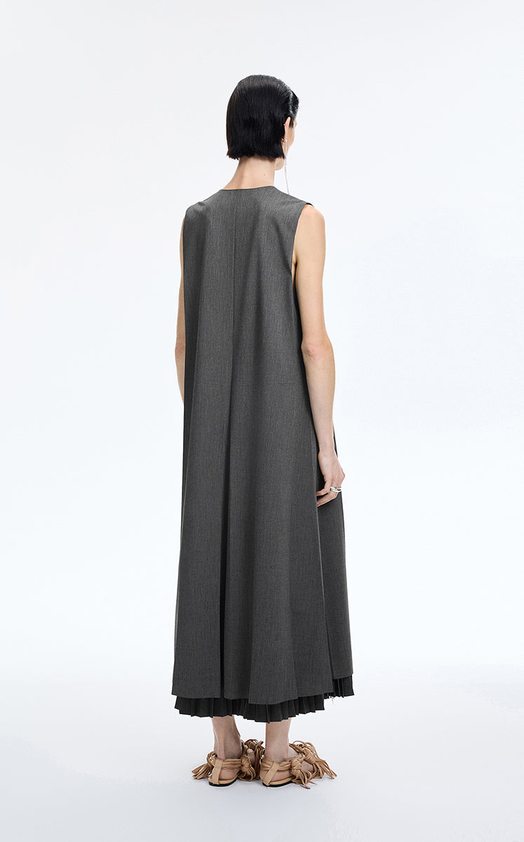 Dress / JNBY V-Neck Pleated Maxi Dress