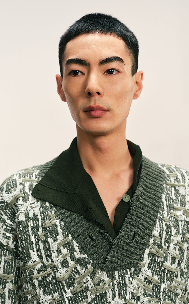 Sweater / CROQUIS Textured Jacquard V-Neck Sweater