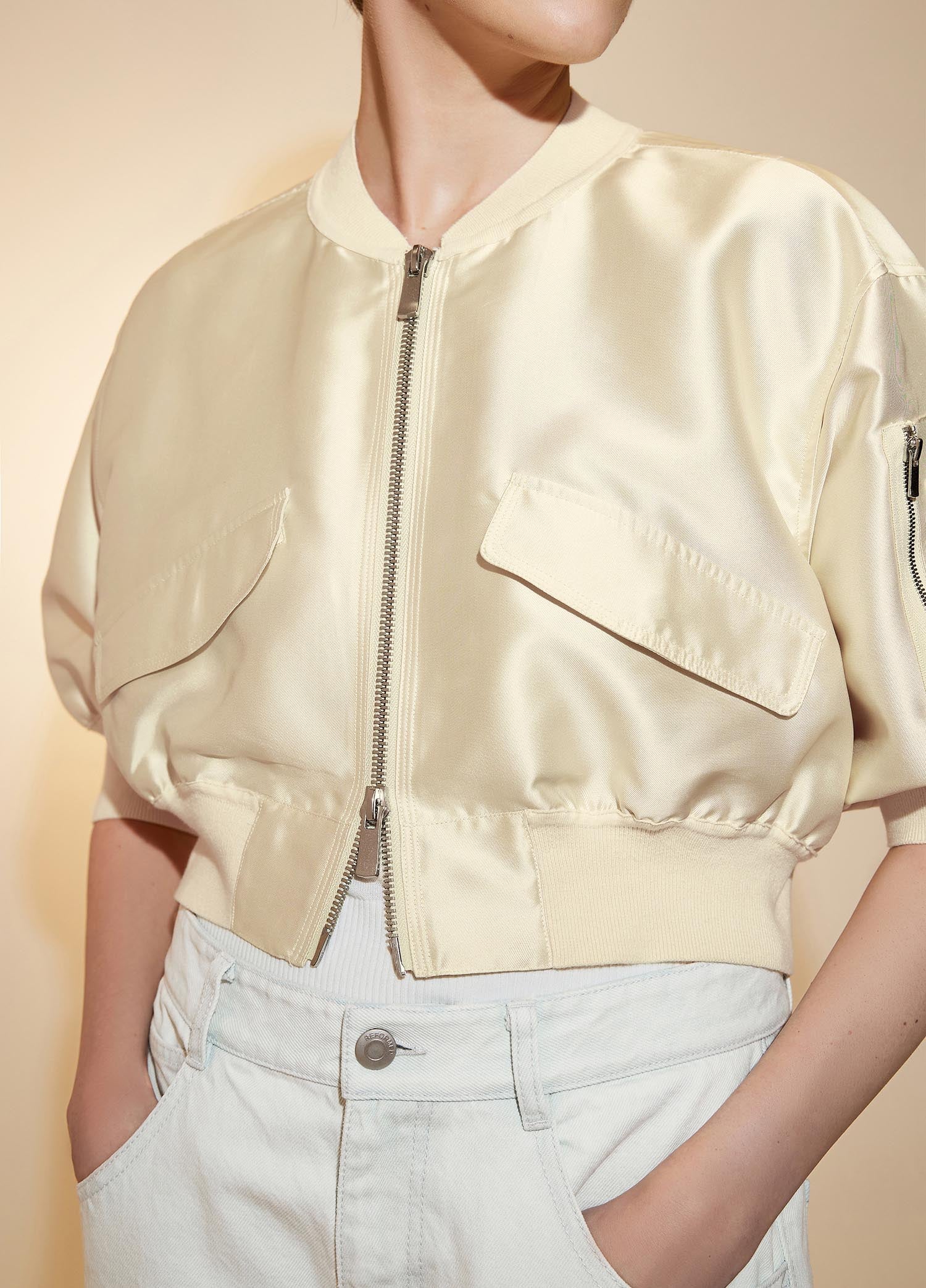 Jacket / Less & Samuel Silk Cropped Jacket