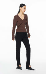 Sweaters / JNBY Slim Fit Long Sleeve V-Neck Pullover