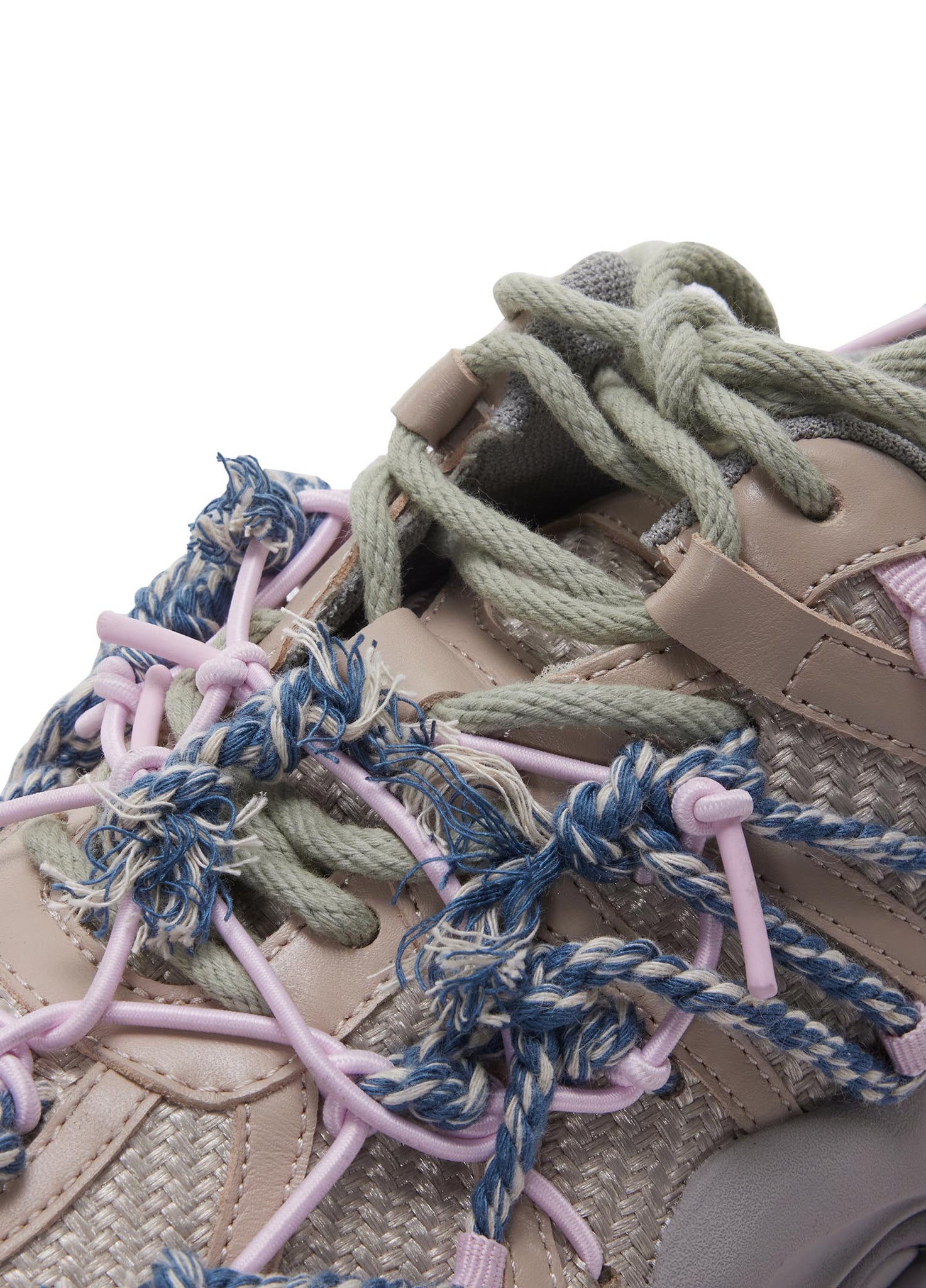 Shoes / JNBY Knitted Knotted Sneakers