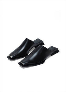 Shoes / JNBY Solid Color Flat Leather Sandals