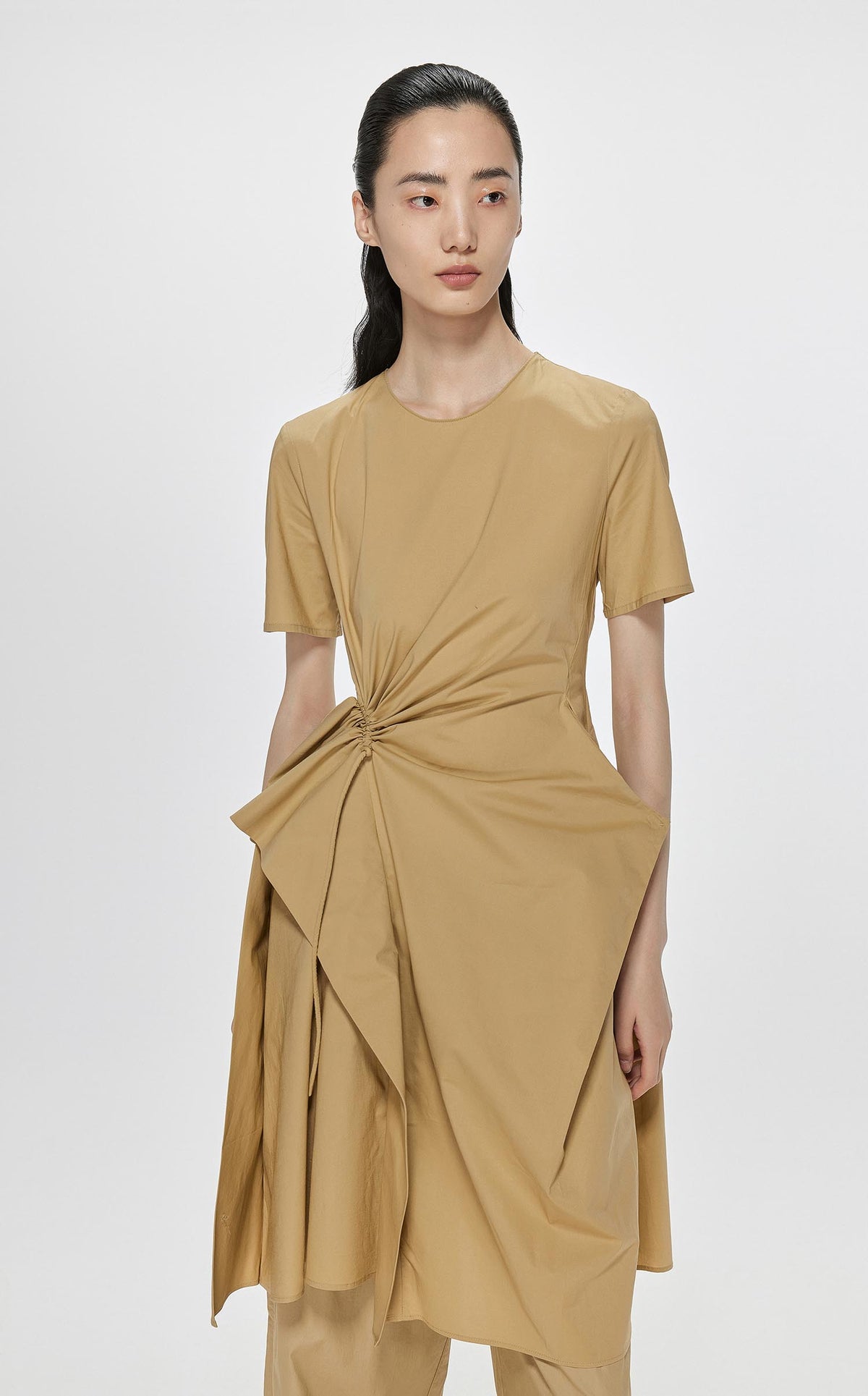 Dresses / JNBY Crewneck Pleated Short Sleeve Dress